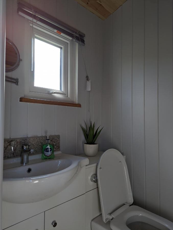 Bespoke Luxury Huts With Hot Tubs. Located In The Black Mountains. Llanveynoe 外观 照片